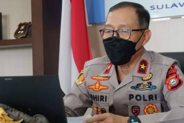 Kepala BNNP Sulawesi Selatan Narasumber Melalui Webinar Zoom Pada Kegiatan Pengenalan Kehidupan Kampys Bagi Mahasiswa Baru Politeknik Akademi Tehnik Industri Makassar