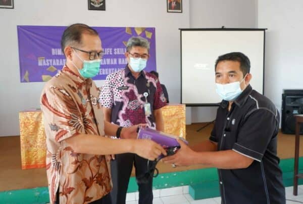 BNNP Sulawesi Selatan Melaksanakan Kegiatan bimbingan teknis life skill masyarakat kawasan rawan narkoba pada wilayah perkotaan