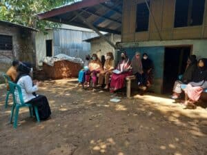 Penyuluhan dan Kampanye War on Drugs pada Kegiatan Posbindu Tabinjai di Desa Tamanyeleng Kecamatan Barombong Kabupaten Gowa Penyuluhan dan Kampanye War on Drugs pada Kegiatan Posbindu Tabinjai di Desa Tamanyeleng Kecamatan Barombong Kabupaten Gowa