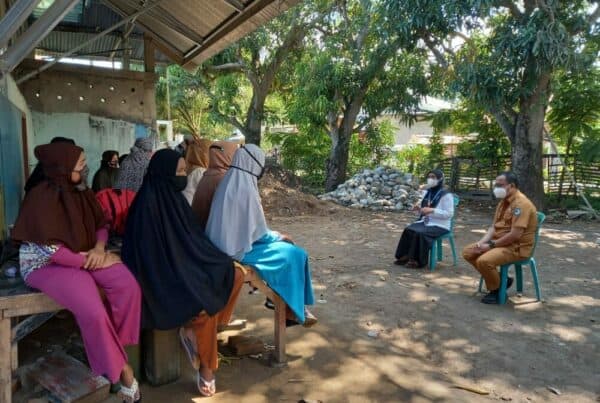 Penyuluhan dan Kampanye War on Drugs pada Kegiatan Posbindu Tabinjai di Desa Tamanyeleng Kecamatan Barombong Kabupaten Gowa
