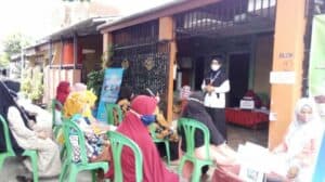 Penyuluhan dan Kampanye War on Drugs pada Kegiatan Posbindu di BTN Gowa Pelita Mas Desa Taeng Kecamatan Pallangga Kabupaten Gowa Penyuluhan dan Kampanye War on Drugs pada Kegiatan Posbindu di BTN Gowa Pelita Mas Desa Taeng Kecamatan Pallangga Kabupaten Gowa