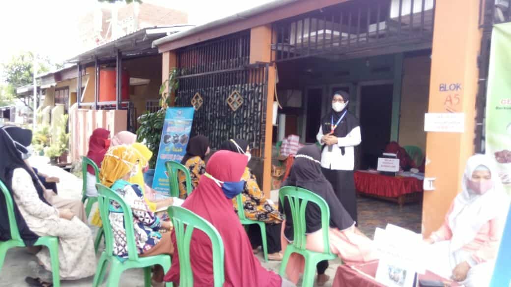 Penyuluhan dan Kampanye War on Drugs pada Kegiatan Posbindu di BTN Gowa Pelita Mas Desa Taeng Kecamatan Pallangga Kabupaten Gowa Penyuluhan dan Kampanye War on Drugs pada Kegiatan Posbindu di BTN Gowa Pelita Mas Desa Taeng Kecamatan Pallangga Kabupaten Gowa