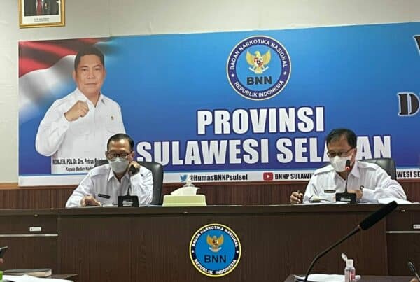 Kepala BNN Provinsi Sulawesi Selatan Brigadir Jenderal Polisi Drs. Ghiri Prawijaya, M. Th memimpin rapat kegiatan monitoring dan evalusi lingkup BNNP/BNNK