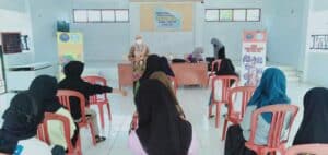 Penyuluhan_P4GN_ serta Kampanye War on Drugs pada kegiatan Posyandu Remaja PORE AKKARENA ( Anak Kreatif, Cerdas, Sehat dan Mandiri) oleh UPT Puskesmas Kanjilo di Desa Kanjilo Kecamatan Barombong Kabupaten Gowa Penyuluhan_P4GN_ serta Kampanye War on Drugs pada kegiatan Posyandu Remaja PORE AKKARENA ( Anak Kreatif, Cerdas, Sehat dan Mandiri) oleh UPT Puskesmas Kanjilo di Desa Kanjilo Kecamatan Barombong Kabupaten Gowa