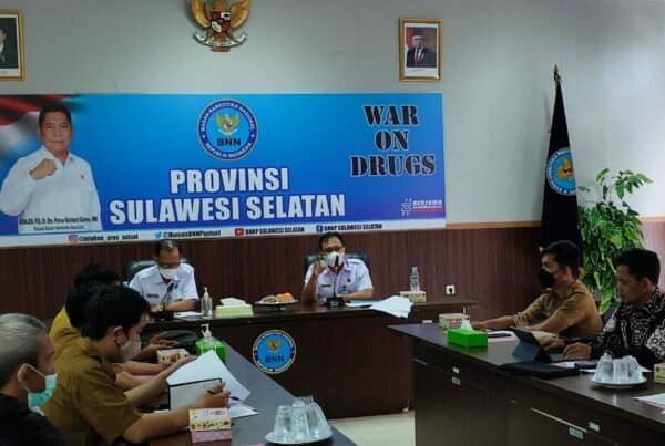 Kepala BNN Provinsi Sulawesi Selatan Brigjen Pol. Drs. Ghiri Prawijaya, M.Th membuka Rapat Kesekretariatan Pelaksanaan RAN INPRES nomor 2 Tahun 2020