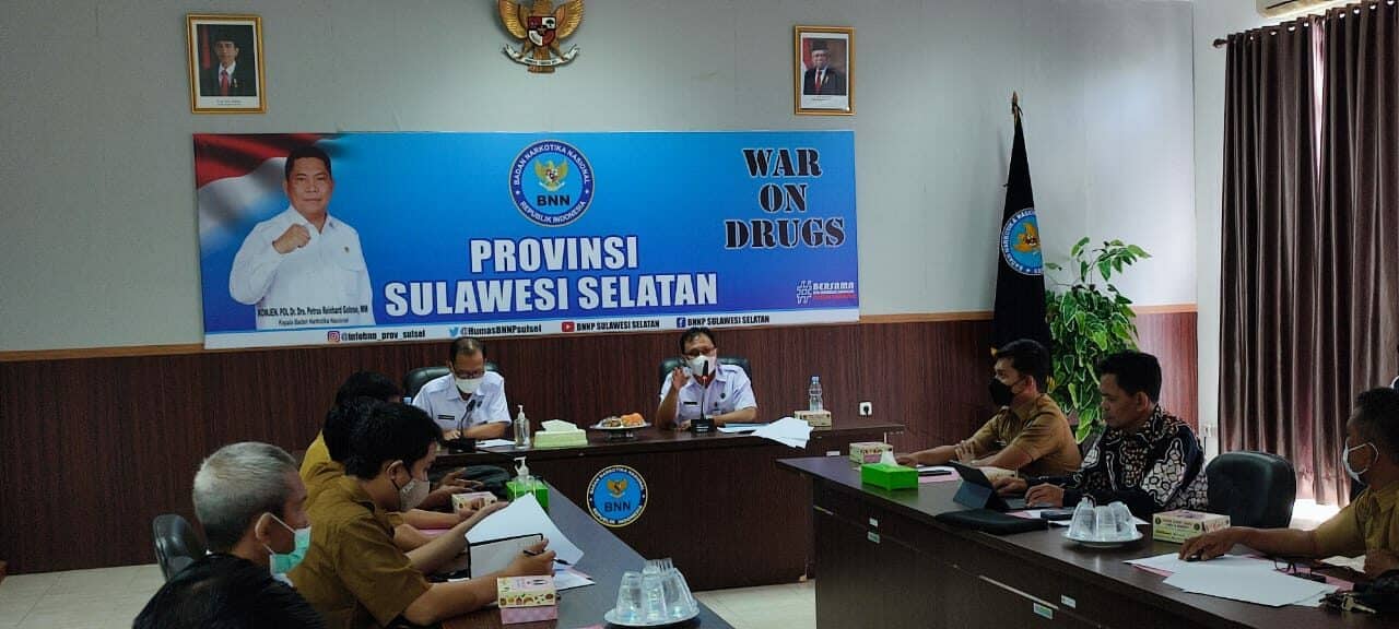 Kepala BNN Provinsi Sulawesi Selatan Brigjen Pol. Drs. Ghiri Prawijaya, M.Th membuka Rapat Kesekretariatan Pelaksanaan RAN INPRES nomor 2 Tahun 2020 Kepala BNN Provinsi Sulawesi Selatan Brigjen Pol. Drs. Ghiri Prawijaya, M.Th membuka Rapat Kesekretariatan Pelaksanaan RAN INPRES nomor 2 Tahun 2020