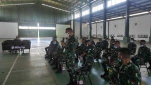 Badan Narkotika Nasional Provinsi Sulawesi Selatan Memberikan informasi bahaya penyalahgunaan dan peredaran gelap narkoba kepada seluruh prajurit Kikav 14/JJ/3 Kostrad