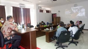 BNNP Sulawesi Selatan Mengikuti Kegiatan Diskusi Panel Kerjasama BNN RI, KPK RI dan BNPT RI Secara Virtual