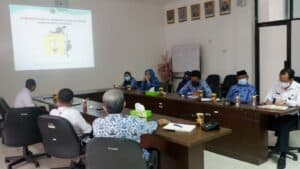 Rapat Komitmen Bersinergi Dalam Kel/Desa Bersih Narkoba Rapat Komitmen Bersinergi Dalam Kel/Desa Bersih Narkoba