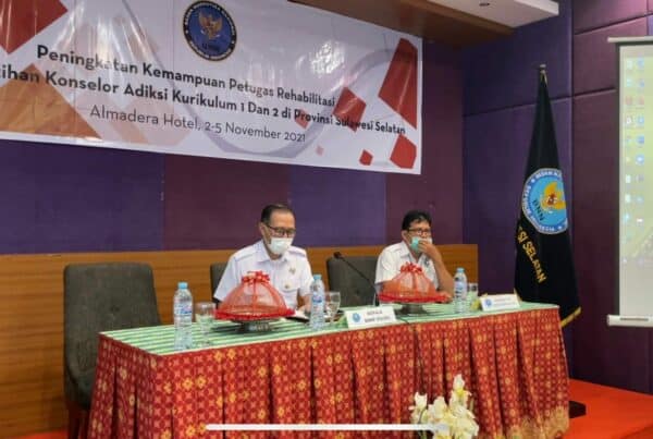 Kepala BNNP Sulawesi Selatan membuka giat Peningkatan Kompetensi Teknis Petugas Rehabilitasi melalui Universal Treatment Curriculum 1 & 2