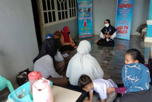 Penyuluhan dan Kampanye War on Drugs pada Kegiatan Posbindu di Tattakang Kelurahan Parangbanoa Kecamatan Pallangga Kabupaten Gowa
