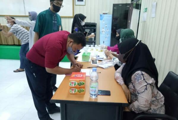 Tes urine di lingkungan Pemerintah. tes urine di lingkungan Pemerintah.