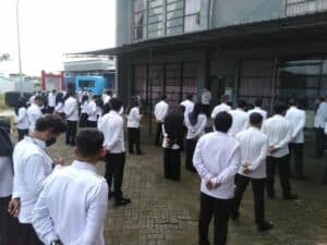 BNNP Sulawesi Selatan Melaksanakan Apel Pagi