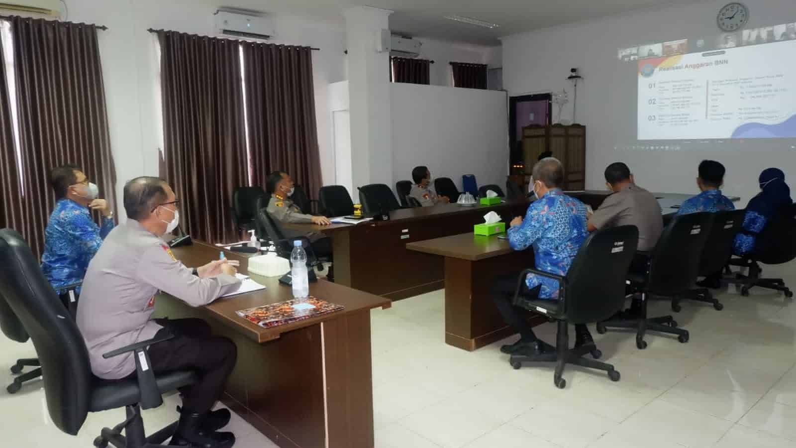 Kepala BNN Provinsi Sulawesi Selatan Brigjen Pol. Drs. Ghiri Prawijaya, M.Th mengikuti kegiatan Rapat Pimpinan (Rapim) BNN RI secara virtual Kepala BNN Provinsi Sulawesi Selatan Brigjen Pol. Drs. Ghiri Prawijaya, M.Th mengikuti kegiatan Rapat Pimpinan (Rapim) BNN RI secara virtual