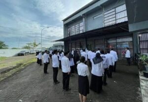 APEL PAGI BNNP SULSEL SEBAGAI WUJUD KEDISIPLINAN SELURUH PERSONEL APEL PAGI BNNP SULSEL SEBAGAI WUJUD KEDISIPLINAN SELURUH PERSONEL