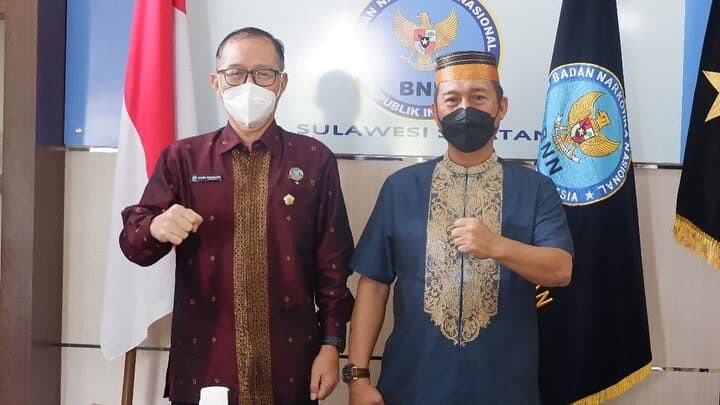 BENTUK SINERGITAS, KEPALA BNNP SULSEL TERIMA KUNJUNGAN KEPALA RUTAN KLAS I A MAKASSAR BENTUK SINERGITAS, KEPALA BNNP SULSEL TERIMA KUNJUNGAN KEPALA RUTAN KLAS I A MAKASSAR