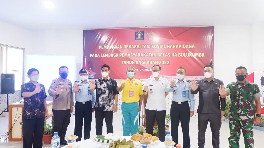 Kepala BNNP Sulsel Menghadiri Pembukaan Layanan Rehabilitasi Sosial bagi Warga Binaan Pemasyarakatan Pecandu, Penyalahguna dan Korban Penyalahgunaan Narkotika Kepala BNNP Sulsel Menghadiri Pembukaan Layanan Rehabilitasi Sosial bagi Warga Binaan Pemasyarakatan Pecandu, Penyalahguna dan Korban Penyalahgunaan Narkotika