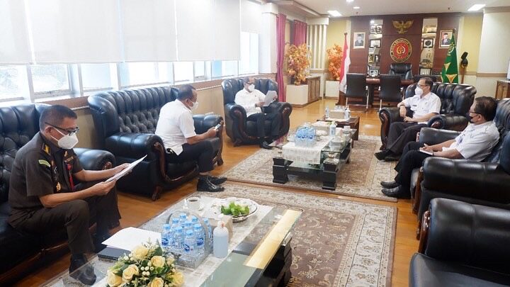 BNNP Sulsel Melaksanakan Kordinasi Sinergitas TAT ke Kejaksaan Tinggi Sulsel BNNP Sulsel Melaksanakan Kordinasi Sinergitas TAT ke Kejaksaan Tinggi Sulsel
