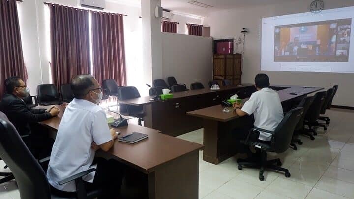 Virtual meeting Biro Humas dan Protokol BNN RI dalam rangka Update terkait Lomba Pantun BNN RI Tahun 2021 Virtual meeting Biro Humas dan Protokol BNN RI dalam rangka Update terkait Lomba Pantun BNN RI Tahun 2021