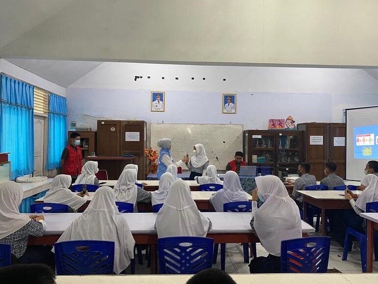 Sosialisasi Bahaya Narkoba di lingkungan Pendidikan Sosialisasi Bahaya Narkoba di lingkungan Pendidikan
