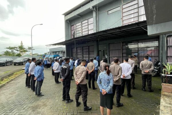 Apel Pagi BNNP Sulawesi Selatan Sebagai Wujud Kedisiplinan Seluruh Personel