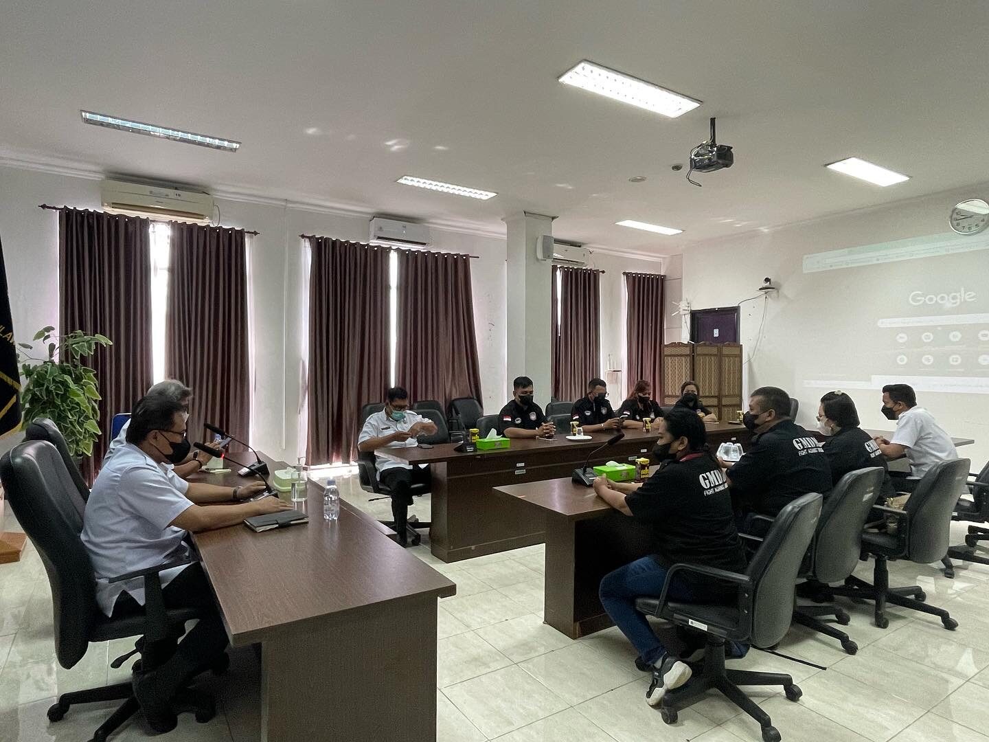 Kabag Umum BNNP Sulsel menerima Kunjungan kerja dari Ketua Garda Mencegah dan Mengobati (GMDM) Makassar Kabag Umum BNNP Sulsel menerima Kunjungan kerja dari Ketua Garda Mencegah dan Mengobati (GMDM) Makassar