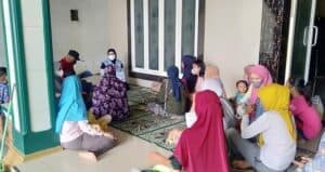 Penyuluhan P4GN serta Kampanye War On Drugs pada kegiatan Kelas Ibu Hamil dan Posbindu UPT Puskesmas Kanjilo di Tamanyeleng Kecamatan Barombong Kabupaten Gowa. Penyuluhan P4GN serta Kampanye War On Drugs pada kegiatan Kelas Ibu Hamil dan Posbindu UPT Puskesmas Kanjilo di Tamanyeleng Kecamatan Barombong Kabupaten Gowa.