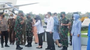 KEPALA BNNP SULSEL BESERTA FORKOPIMDA PROV. SULSEL MENYAMBUT KEDATANGAN KEPALA STAF ANGKATAN UDARA (KASAU) RI KEPALA BNNP SULSEL BESERTA FORKOPIMDA PROV. SULSEL MENYAMBUT KEDATANGAN KEPALA STAF ANGKATAN UDARA (KASAU) RI