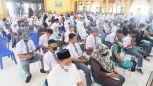 KEPALA BNNP SULSEL MEMBERIKAN CERAMAH UMUM BAHAYA PENYALAHGUNAAN NARKOBA DI LINGKUNGAN PEMERINTAH DAN PENDIDIKAN SE KAB. PANGKEP KEPALA BNNP SULSEL MEMBERIKAN CERAMAH UMUM BAHAYA PENYALAHGUNAAN NARKOBA DI LINGKUNGAN PEMERINTAH DAN PENDIDIKAN SE KAB. PANGKEP