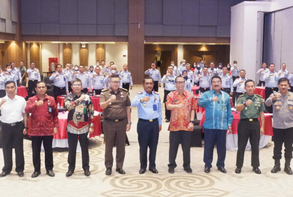 KEPALA BNNP SULAWESI SELATAN MENGIKUTI KEGIATAN RAPAT KOORDINASI DILKUMJAKPOL PLUS TAHUN 2022