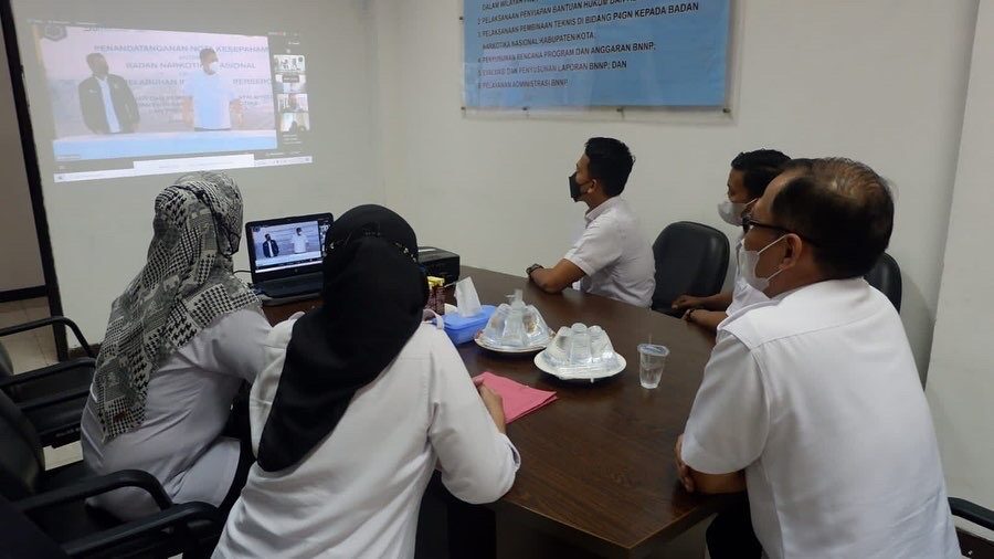 BNNP SulSel Mengikuti Kegiatan Penandatanganan Nota Kesepahaman Antara BNN Dengan PT. Pelabuhan Indonesia (Persero) Secara Virtual
