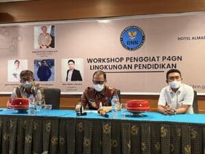 KEPALA BNNP SULSEL MEMBUKA WORKSHOP PENGGIAT P4GN DI LINGKUNGAN PENDIDIKAN KEPALA BNNP SULSEL MEMBUKA WORKSHOP PENGGIAT P4GN DI LINGKUNGAN PENDIDIKAN
