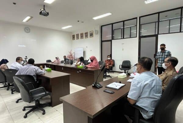 Kepala BNNP Sulsel mengikuti Virtual Meeting dalam rangka Persiapan Raker Bid. Rehab Kepala BNNP Sulsel mengikuti Virtual Meeting dalam rangka Persiapan Raker Bid. Rehab