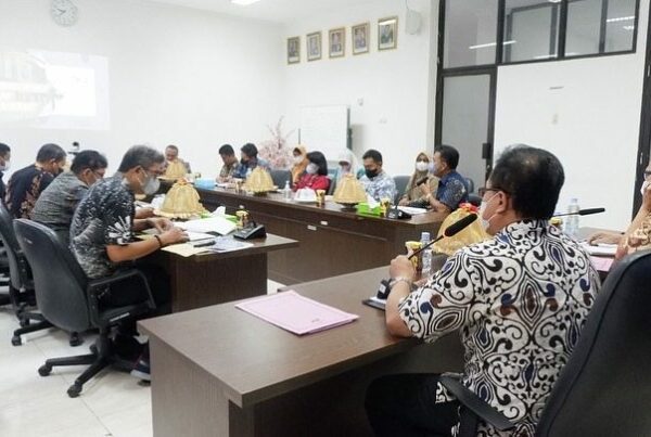 BNNP Sulsel Melaksanakan Rapat Monitoring Dan Evaluasi Triwulan II (April-Juni) T.A 2022 Lingkup BNNP Sulsel BNNP Sulsel Melaksanakan Rapat Monitoring Dan Evaluasi Triwulan II (April-Juni) T.A 2022 Lingkup BNNP Sulsel