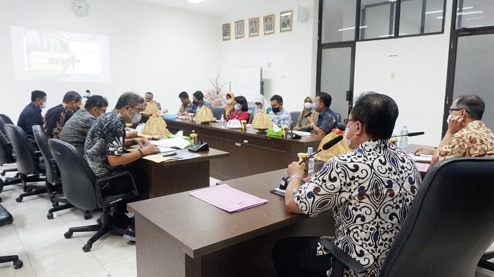 BNNP Sulsel Melaksanakan Rapat Monitoring Dan Evaluasi Triwulan II (April-Juni) T.A 2022 Lingkup BNNP Sulsel BNNP Sulsel Melaksanakan Rapat Monitoring Dan Evaluasi Triwulan II (April-Juni) T.A 2022 Lingkup BNNP Sulsel