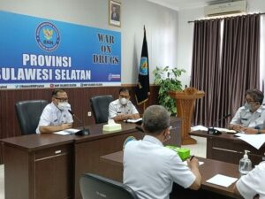 KEPALA BNNP SULSEL MEMIMPIN RAPAT INTERNAL BERSAMA KOORDINATOR & SUB KOORDINATOR MENGENAI SOP BNNP SULSEL KEPALA BNNP SULSEL MEMIMPIN RAPAT INTERNAL BERSAMA KOORDINATOR & SUB KOORDINATOR MENGENAI SOP BNNP SULSEL