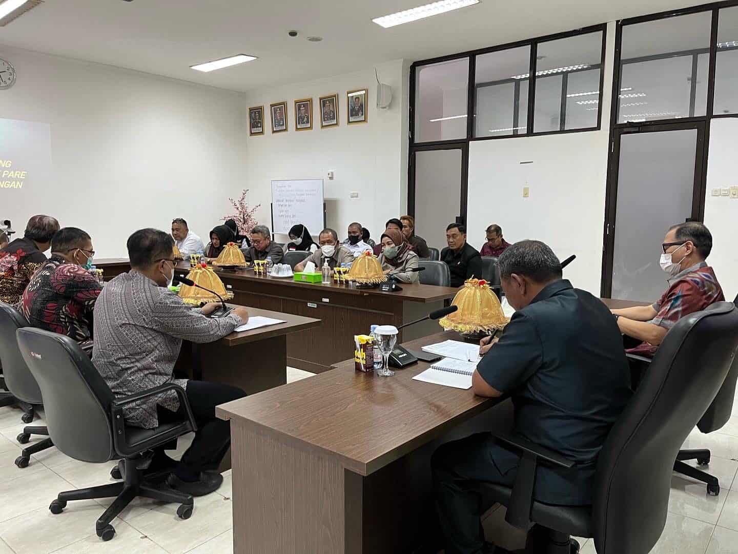 Kepala BNNP Sulawesi Selatan Menerima Kunjungan Konsultasi Pansus DPRD Kota Pare-Pare Kepala BNNP Sulawesi Selatan Menerima Kunjungan Konsultasi Pansus DPRD Kota Pare-Pare