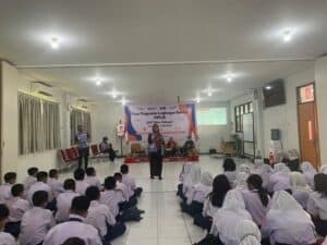 Pelaksanaan Penyuluhan P4GN dalam rangka MPLS (Masa Pengenalan Lingkungan Sekolah) bagi Siswa Baru lingkungan di SMP Telkom Makassar Pelaksanaan Penyuluhan P4GN dalam rangka MPLS (Masa Pengenalan Lingkungan Sekolah) bagi Siswa Baru lingkungan di SMP Telkom Makassar