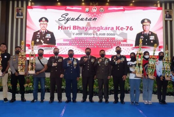 Kepala BNNP Sulawesi Selatan Menghadiri Upacara dan Syukuran Hari Bhayangkara ke 76