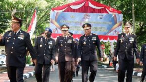 Kepala BNNP Sulawesi Selatan Menghadiri Upacara dan Syukuran Hari Bhayangkara ke 76 Kepala BNNP Sulawesi Selatan Menghadiri Upacara dan Syukuran Hari Bhayangkara ke 76