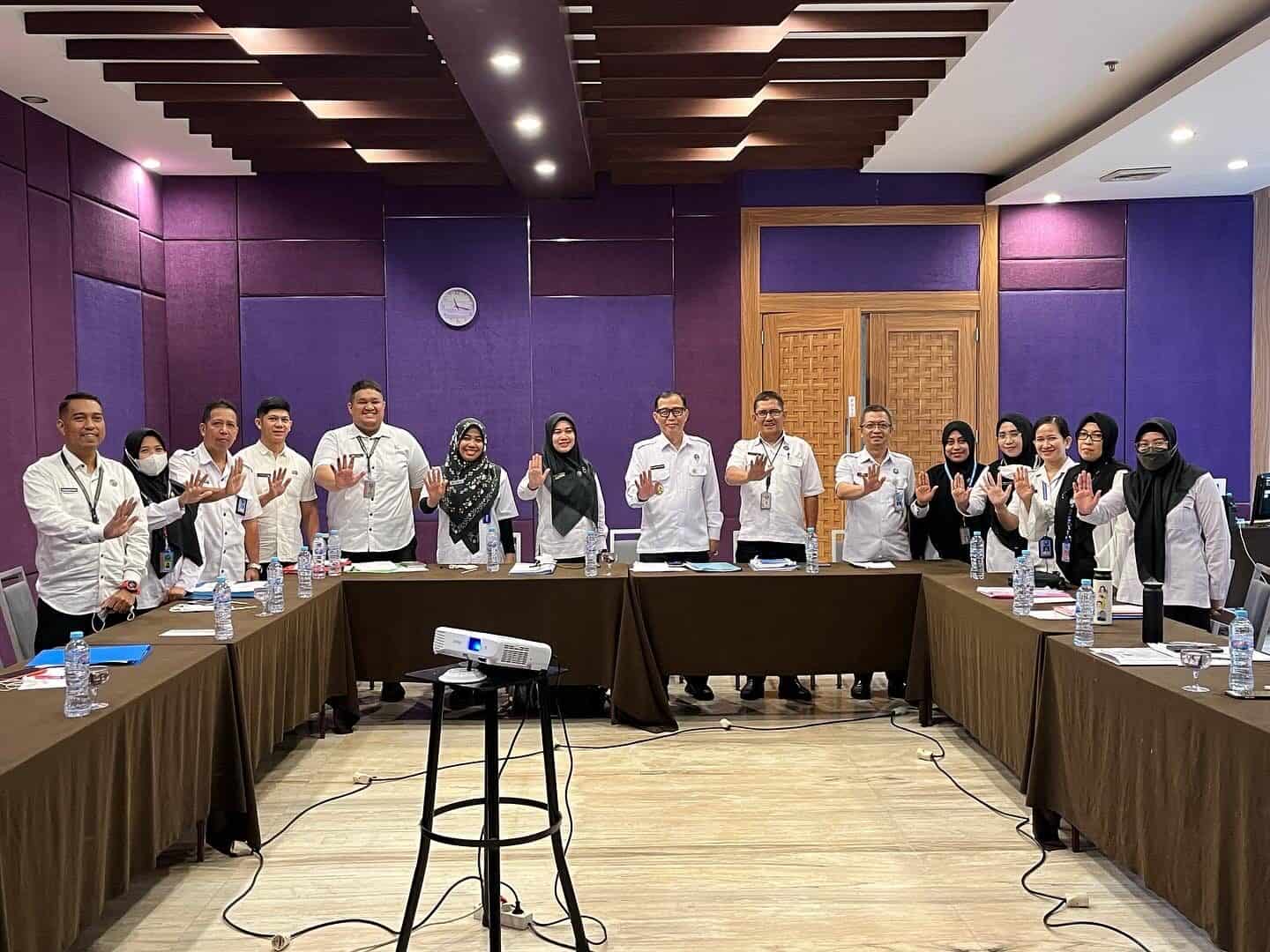 KEPALA BNNP SULSEL MEMBUKA KEGIATAN UJI KOMPETISI KONSELOR BNNP SULSEL TAHUN 2022 KEPALA BNNP SULSEL MEMBUKA KEGIATAN UJI KOMPETISI KONSELOR BNNP SULSEL TAHUN 2022