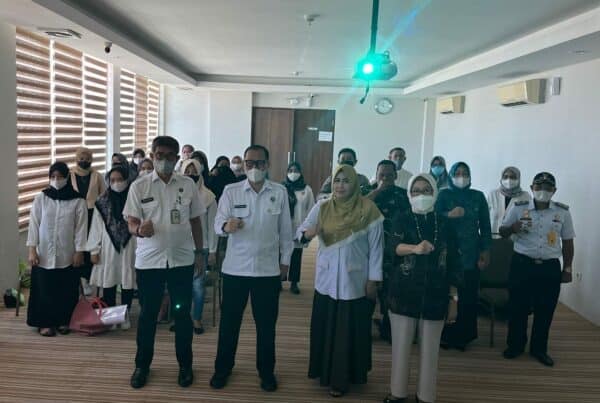 KEPALA BNNP SULSEL MEMBUKA KEGIATAN BIMBINGAN TEKNIS LIFE SKILLL BAGI MASYARAKAT KAWASAN RAWAN NARKOBA DI WILAYAH PERKOTAAN