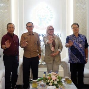 DALAM RANGKA SINERGITAS P4GN, KEPALA BNNP SULSEL MELAKSANAKAN KUNJUNGAN KE DPRD PROV. SULSEL DALAM RANGKA SINERGITAS P4GN, KEPALA BNNP SULSEL MELAKSANAKAN KUNJUNGAN KE DPRD PROV. SULSEL