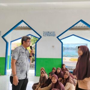 Sosialisasi/Penyuluhan P4GN di SMP Negeri 2 Barombong Kabupaten Gowa Sosialisasi/Penyuluhan P4GN di SMP Negeri 2 Barombong Kabupaten Gowa
