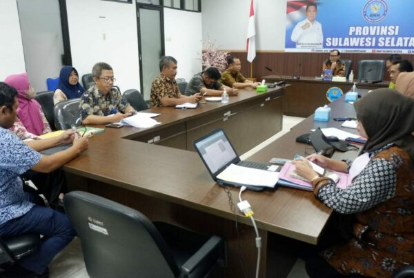 Kepala BNNP Sulawesi Selatan Pimpin Rapat Survei Kepuasan Masyarakat Terhadap BNN
