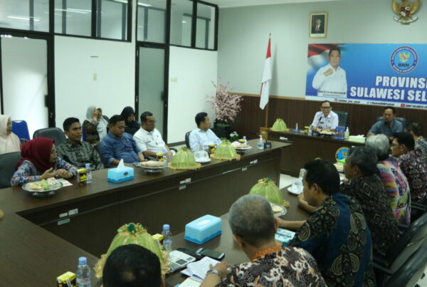 Badan Narkotika Nasional Provinsi Sulawesi Selatan Menerima Kunjungan Anggota DPRD Kab. Sidrap Badan Narkotika Nasional Provinsi Sulawesi Selatan Menerima Kunjungan Anggota DPRD Kab. Sidrap