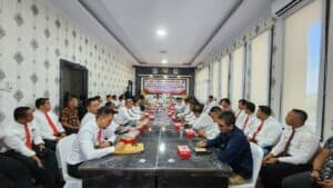 Kepala BNN Prov. SULSEL Memberikan Arahan Kepada Jajaran Ditresnarkoba POLDA SULSEL Dan Para Kasatresnaroba Polres Wilayah POLDA SULSEL Kepala BNN Prov. SULSEL Memberikan Arahan Kepada Jajaran Ditresnarkoba POLDA SULSEL Dan Para Kasatresnaroba Polres Wilayah POLDA SULSEL
