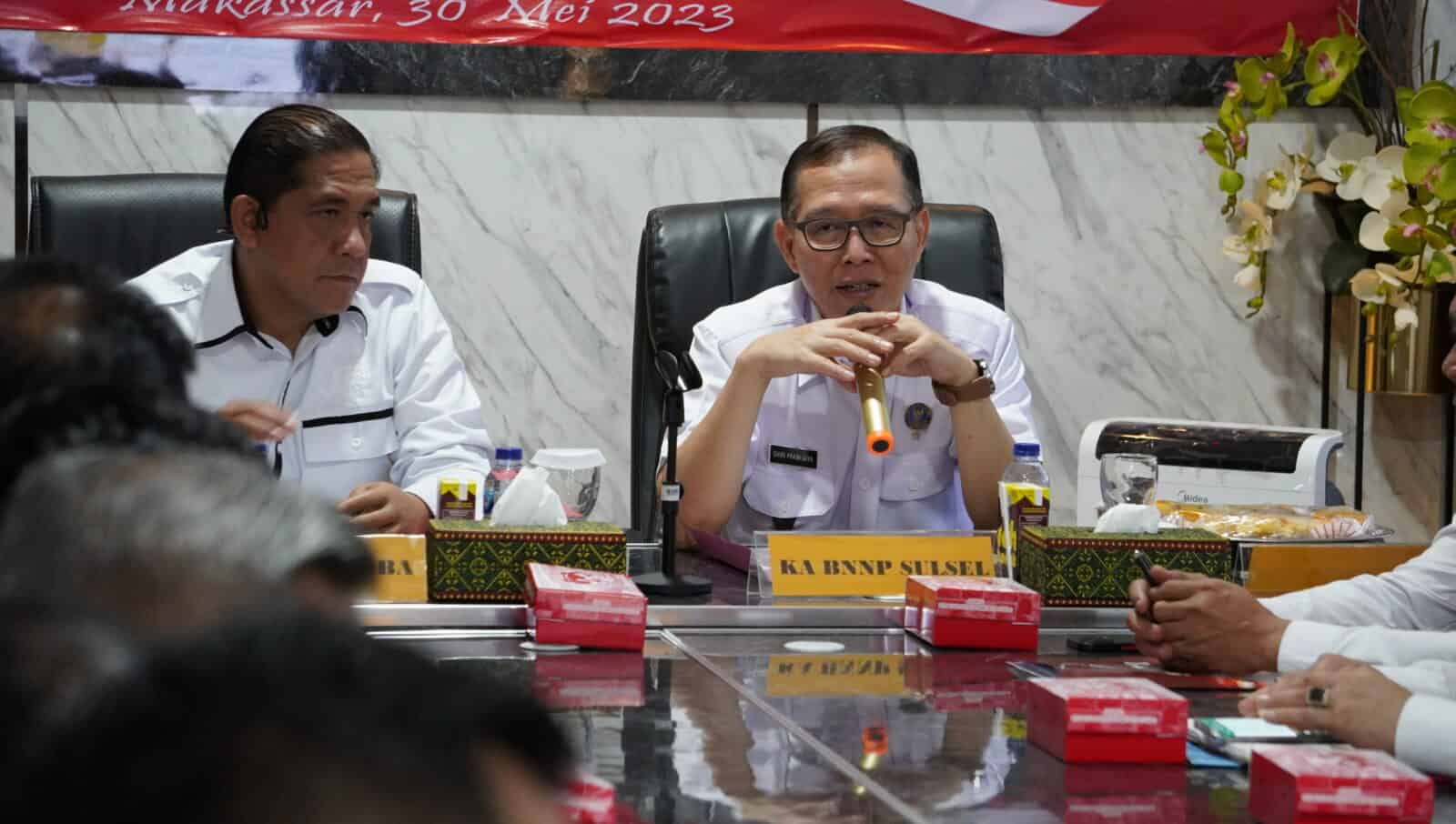 Kepala BNN Prov. SULSEL Memberikan Arahan Kepada Jajaran Ditresnarkoba POLDA SULSEL Dan Para Kasatresnaroba Polres Wilayah POLDA SULSEL Kepala BNN Prov. SULSEL Memberikan Arahan Kepada Jajaran Ditresnarkoba POLDA SULSEL Dan Para Kasatresnaroba Polres Wilayah POLDA SULSEL