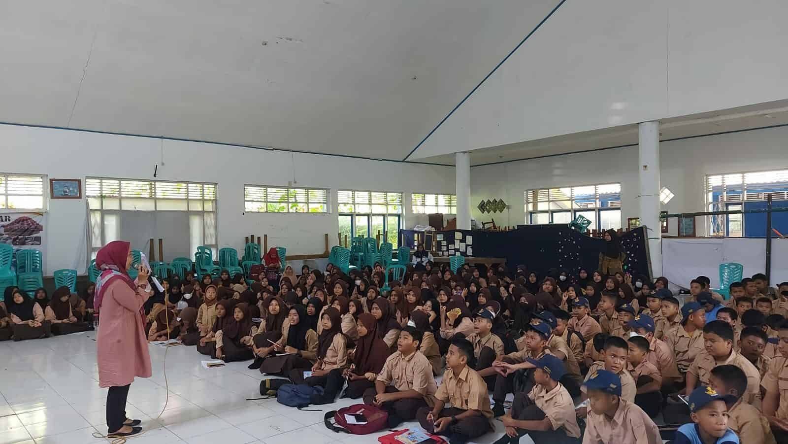 Diseminasi Informasi Pencegahan Bahaya Narkoba di SMP Negeri 7 Makassar