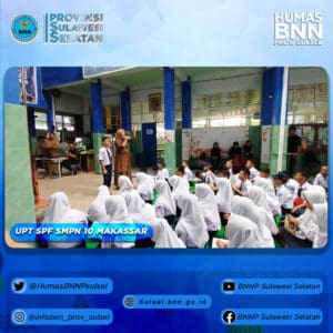 Sosialisasi Bahaya Penyalahgunaan Narkoba pada Masa Pengenalan Lingkungan Sekolah di beberapa Sekolah Menengah Pertama di Kota Makassar Sosialisasi Bahaya Penyalahgunaan Narkoba pada Masa Pengenalan Lingkungan Sekolah di beberapa Sekolah Menengah Pertama di Kota Makassar